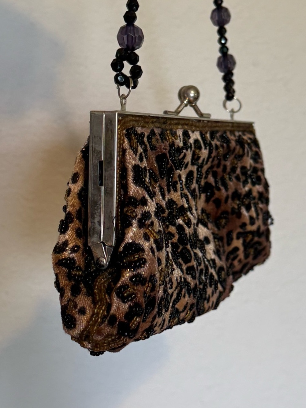 Vintage 90s-Y2K Leopard Beaded Frame Tan/Black Clutch - Picture 2 of 4